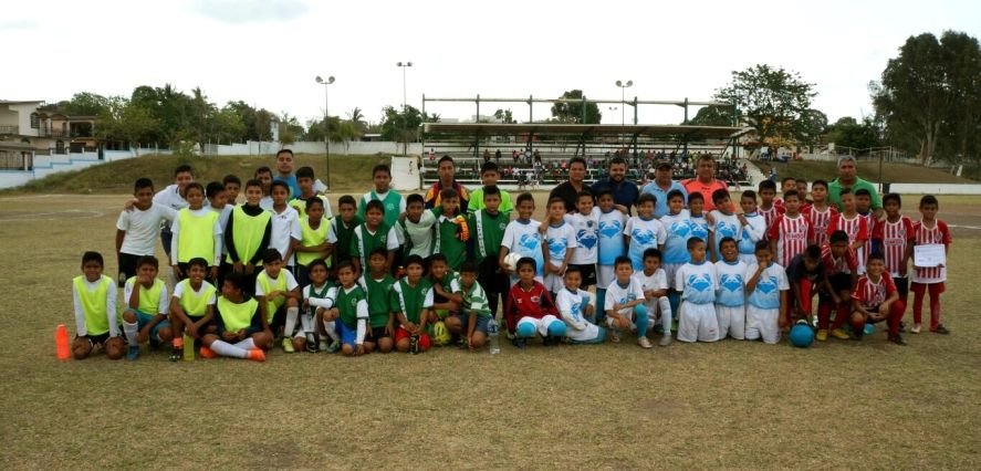 Más de mil deportistas altamirenses participa