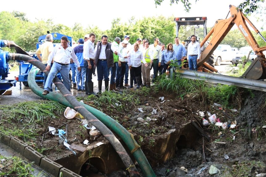 Atienden los tres órdenes de Gobierno a fami (2)