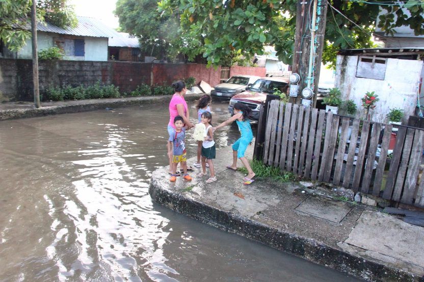 Recorre alcaldesa de Tampico zonas afectadas por l (1)