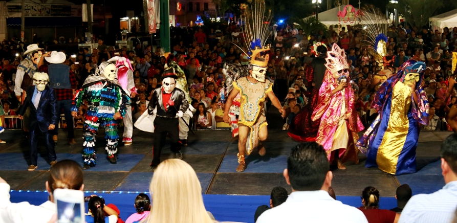 Se presentan viejadas norveracruzanas en el seg (1)