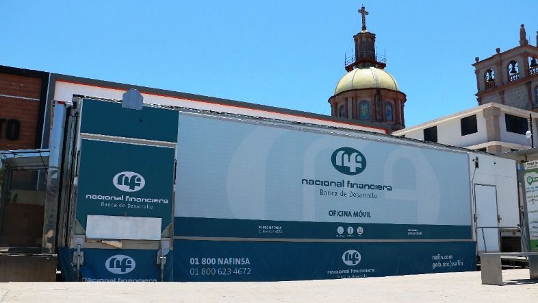 Empresarios y emprendedores recib