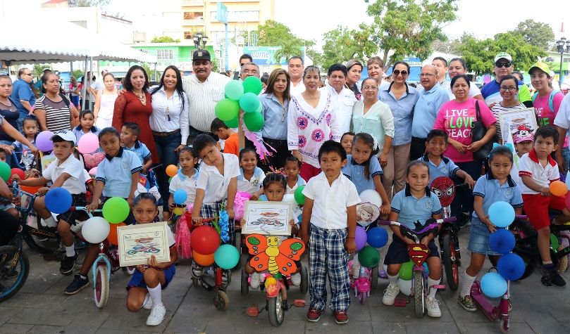 Entregan reconoc (2)