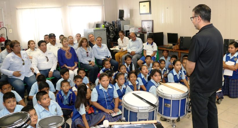 Imparten taller didáctico sobre música (1)