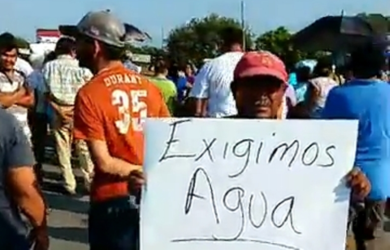 2 Se manifiestan contra (2)