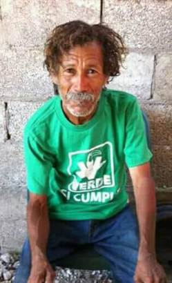 Ebrio septuagenario se arro (1)