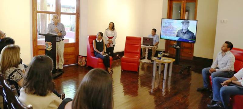 Reconocen a Rosales Lugo; íco (2)