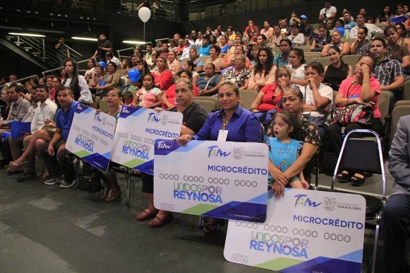 SDE-015-2018.-Entrega Gobierno de Tamaulipas más de 2 millones a empresarios (6)