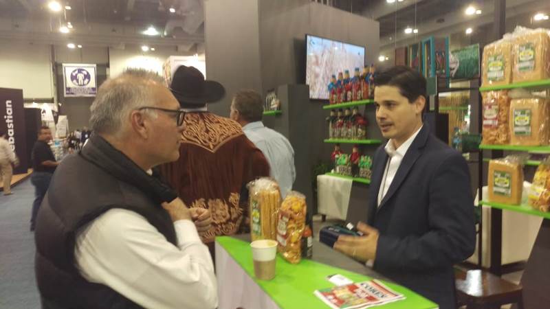 SRU-037-2018.-Emprendedores tamaulipecos hacen sinergia con empresas mundiales en Food Show 2018 (3)