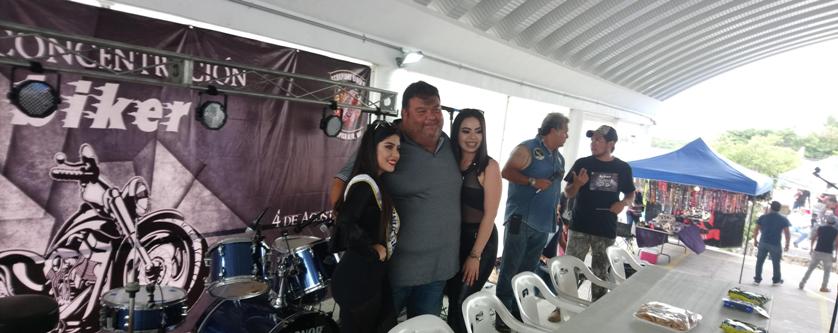 Todo un éxito el primer evento de Bikers en (3)