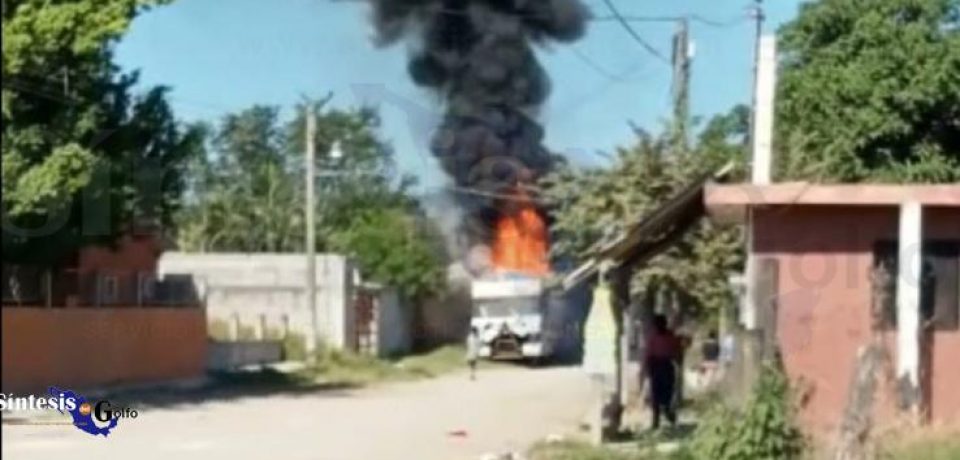 Se incendia vetusto camión en El Moralillo