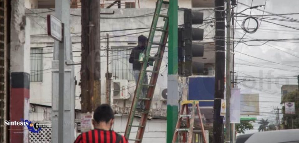 Tránsito de Ciudad Madero realiza mantenimiento en semáforos