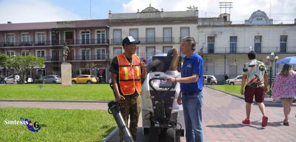 Encabeza Chucho Nader amplia jornada de limpieza en la zona centro