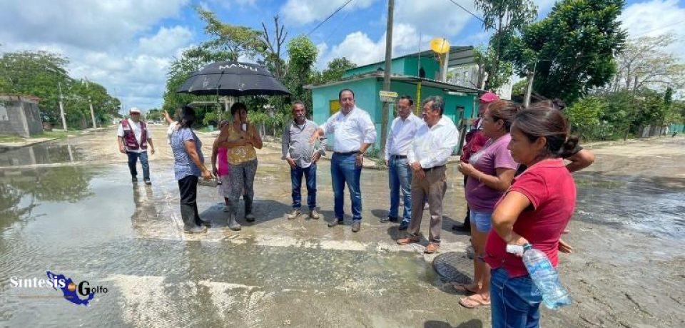 Atiende COMAPA Altamira solicitudes de residentes de Villa Cuauhtémoc
