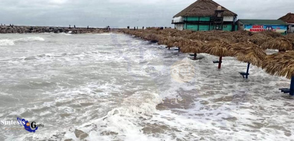 Alerta en Playa Miramar por marea alta