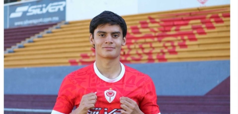 Alumno de la UAG destaca como seleccionado de futbol de Panamá