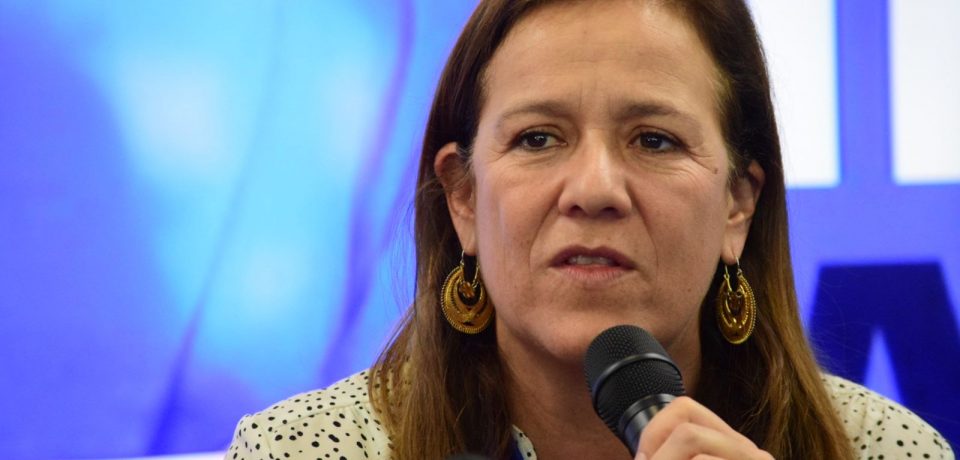 Margarita Zavala llama a la población a hacer contrapeso a AMLO en el Congreso
