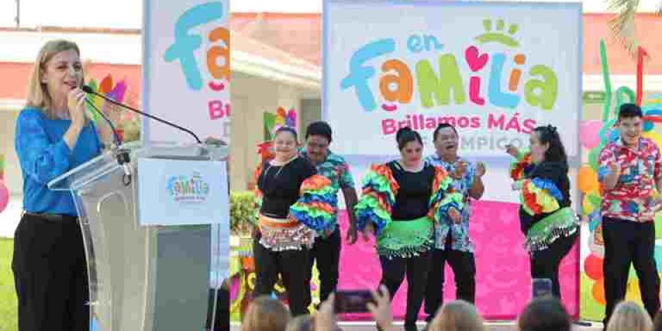 Alumnos y pacientes del Centro de Rehabilitación del DIF Tampico presentan vistoso festival artístico